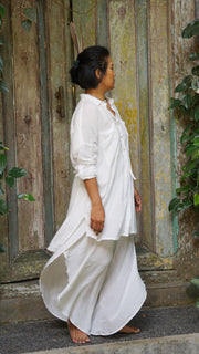 women dress off white